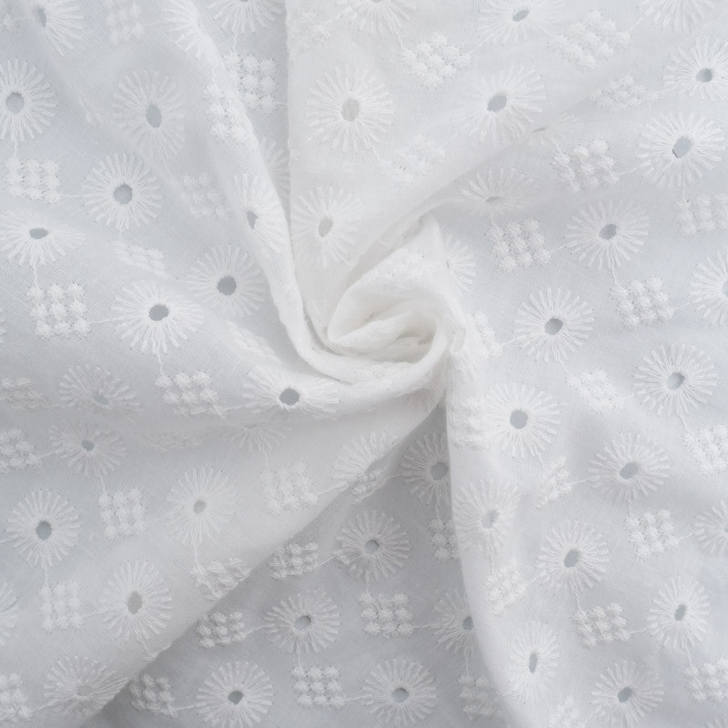 Broderie Anglaise Tournesol Et Losange Blanc Crème - Maison Klem